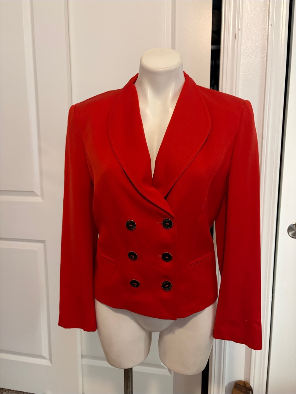 Louis Feraud Red Double-Breasted Shawl-Collar Blazer